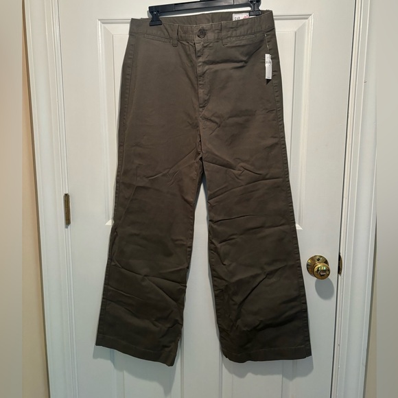 GAP -New with Tags High Rise Stride Wide Ankle Pants - Green - Picture 1 of 4